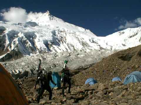 
Leaving Base Camp In Perfect Weather With Manaslu - Best Of EOFT 5 DVD - Expedition Manaslu
